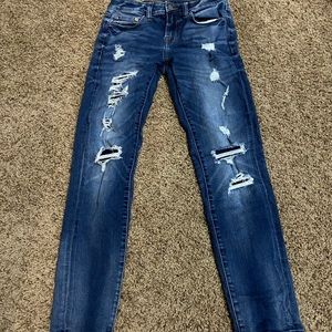 Boys 29x32 American Eagle ripped jeans
